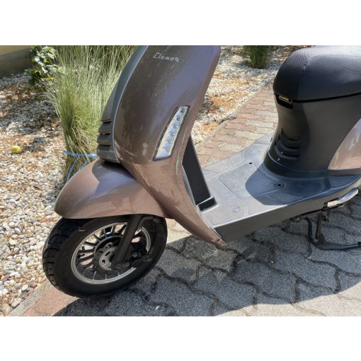 Használt Motowell Elenor 4T 50ccm benzines robogó