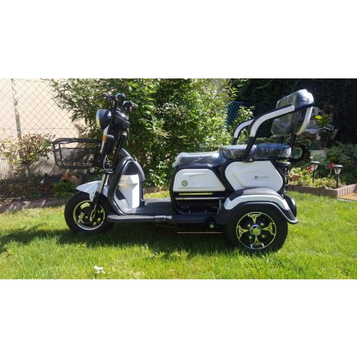 E-MOB-09 3 kerekű, két személyes elektromos moped