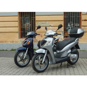 Honda SH150 kétszemélyes robogók