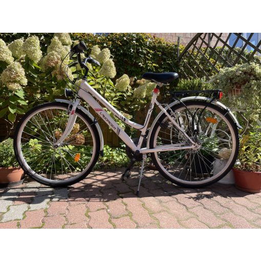 Schwinn Csepel Landrider 28"-os citytrekk kerékpár