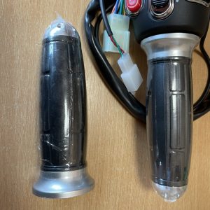   Elektromos robogó jobb és bal kezelő pult gázkarral (BIRD WAVE)