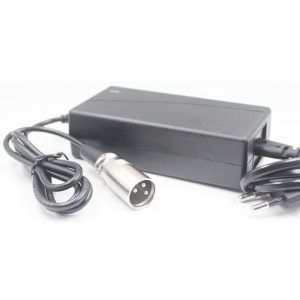 24V-os Li-Ion akkutöltő 3 pólusú