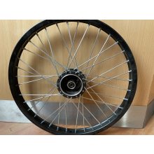 22"-os első kerék